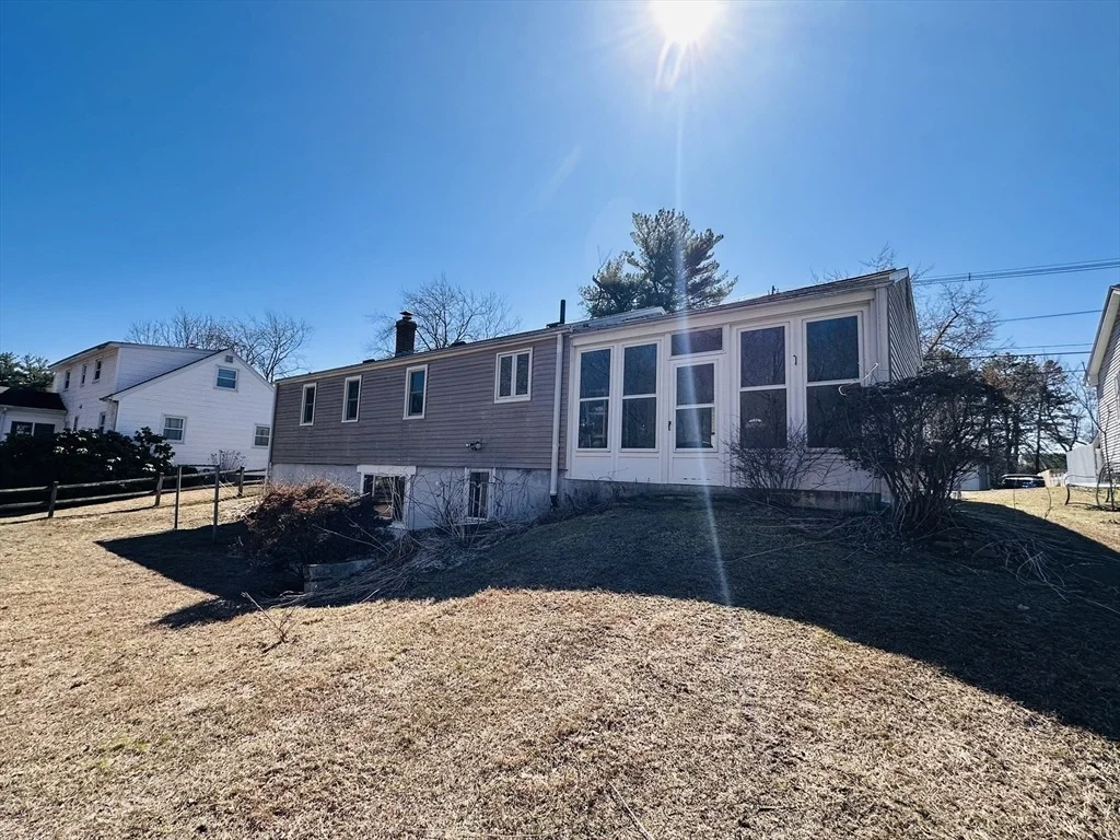 Photo of 240 Mccarthy Ave