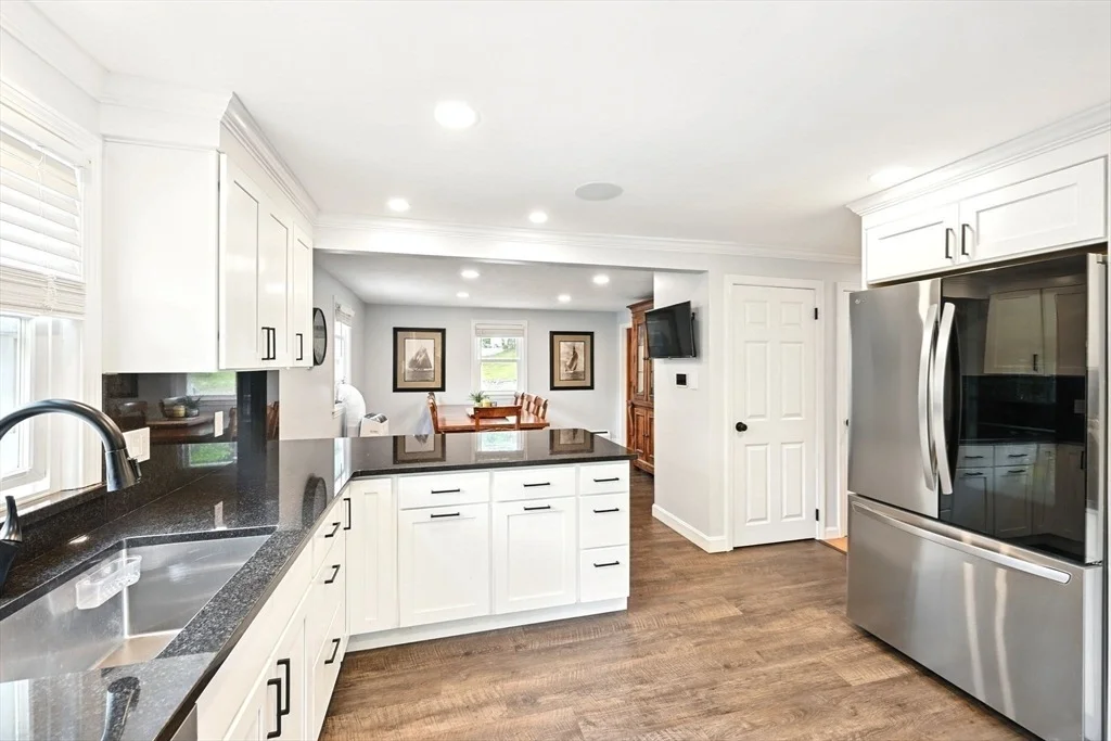 Photo of 77 Marblehead Street
