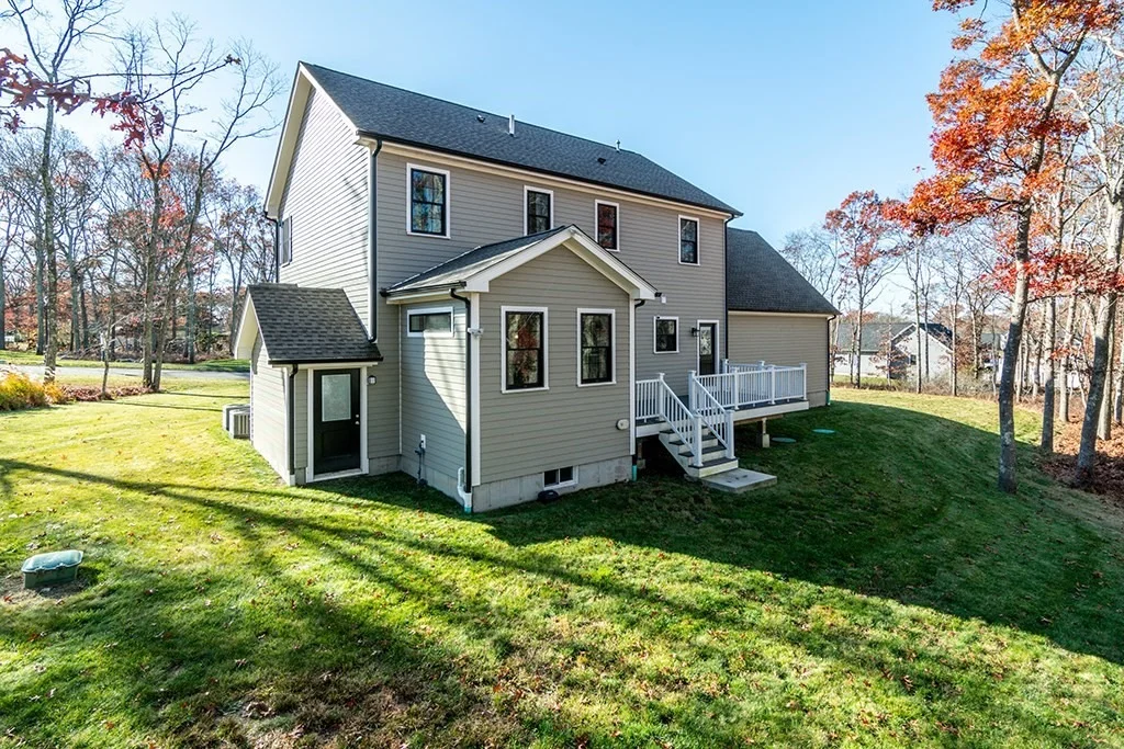 Photo of 28 Lyne Rd