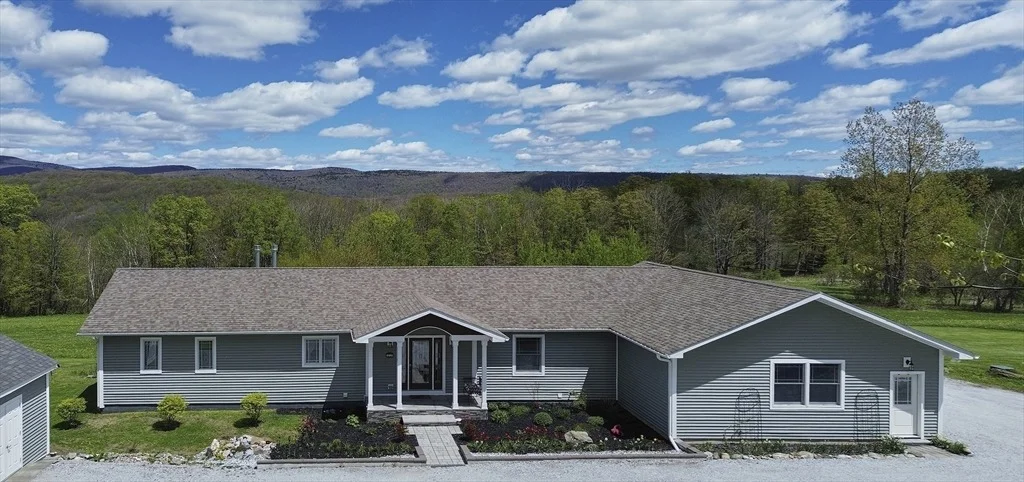 Photo of 210 Bailey Road