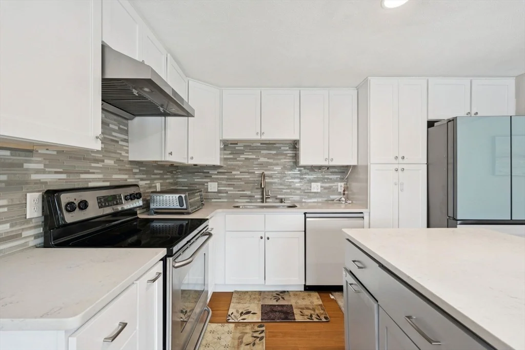 Photo of 20 Murdock Rd