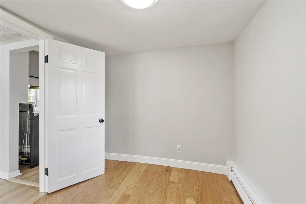 Photo of 52 Auburn St