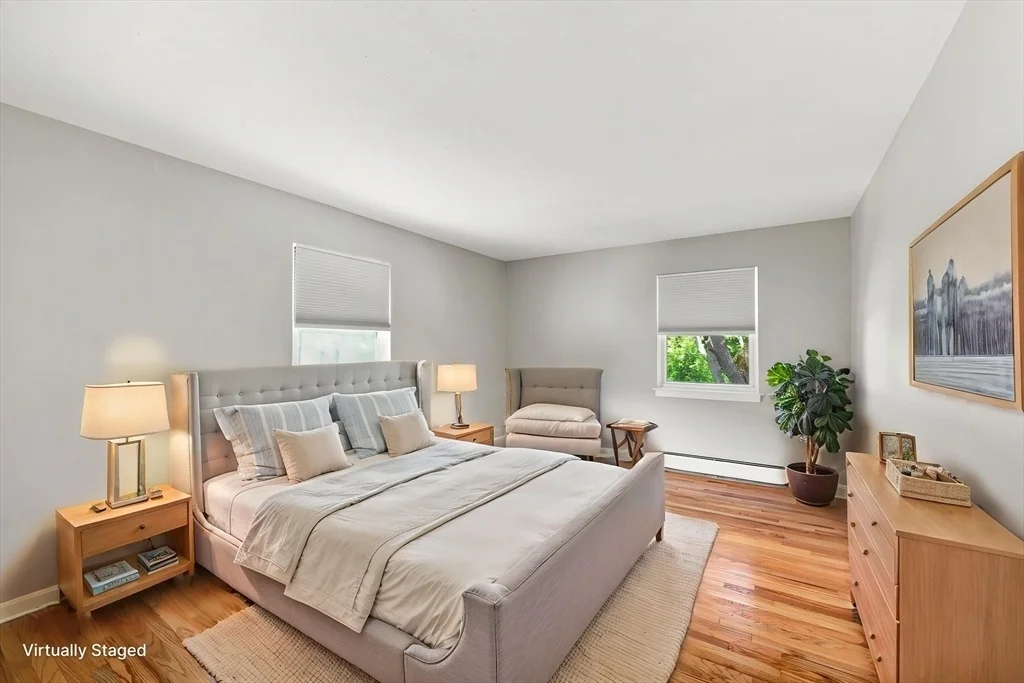 Photo of Unit C at 90 Colonial Cir