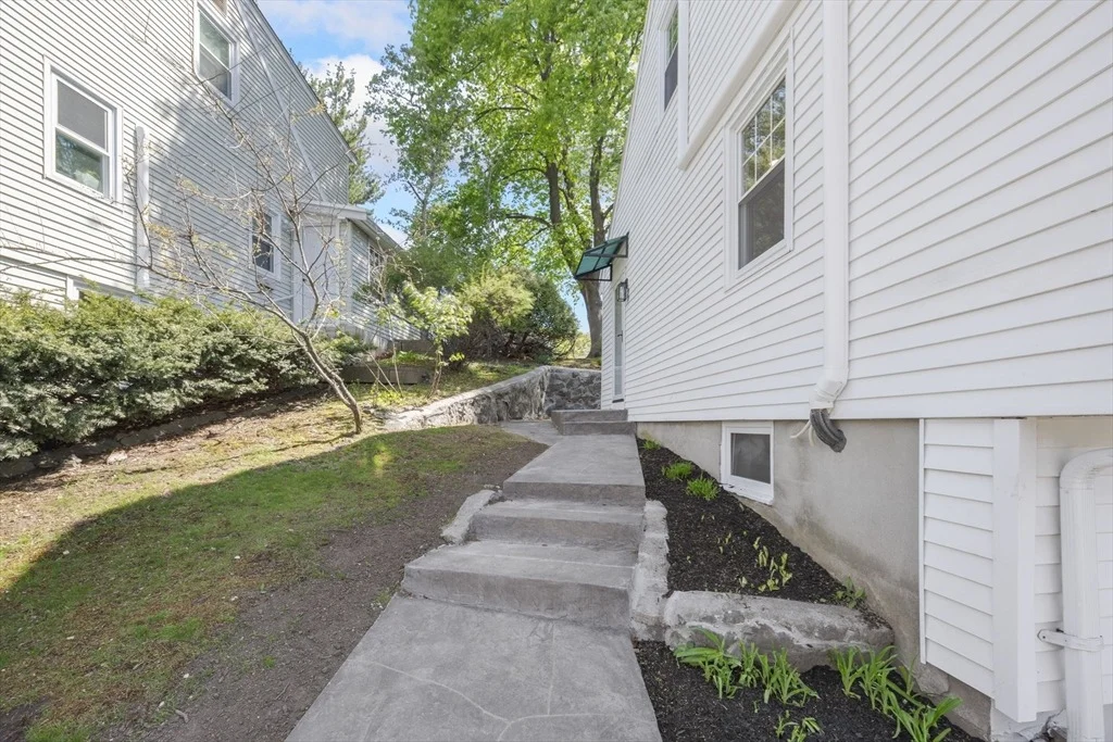 Photo of 73 Hemlock Street