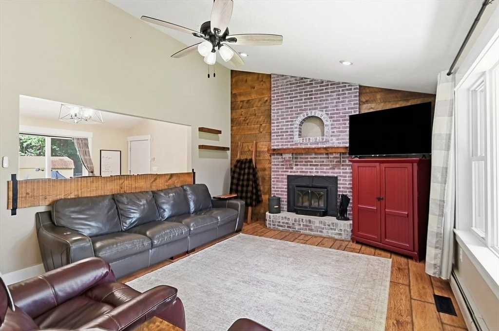 Photo of 178 County Rd