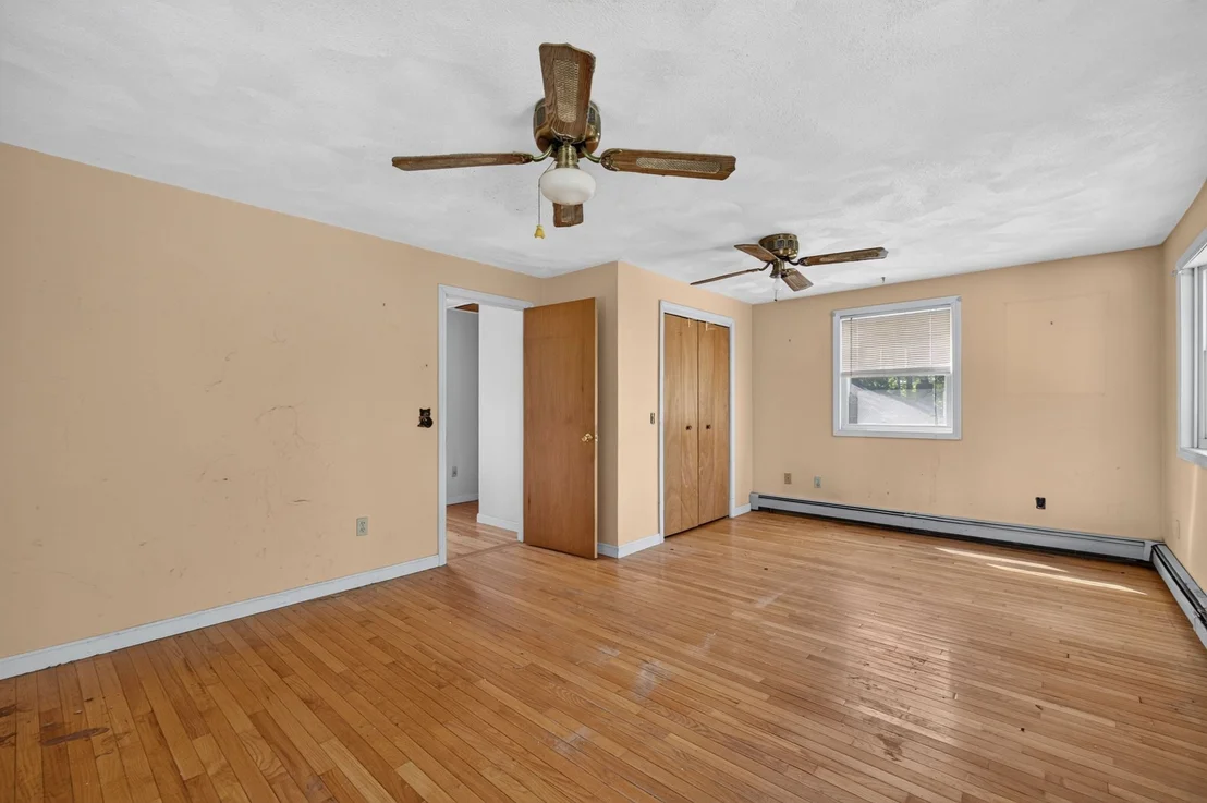 Photo of 17 W Cedar Rd