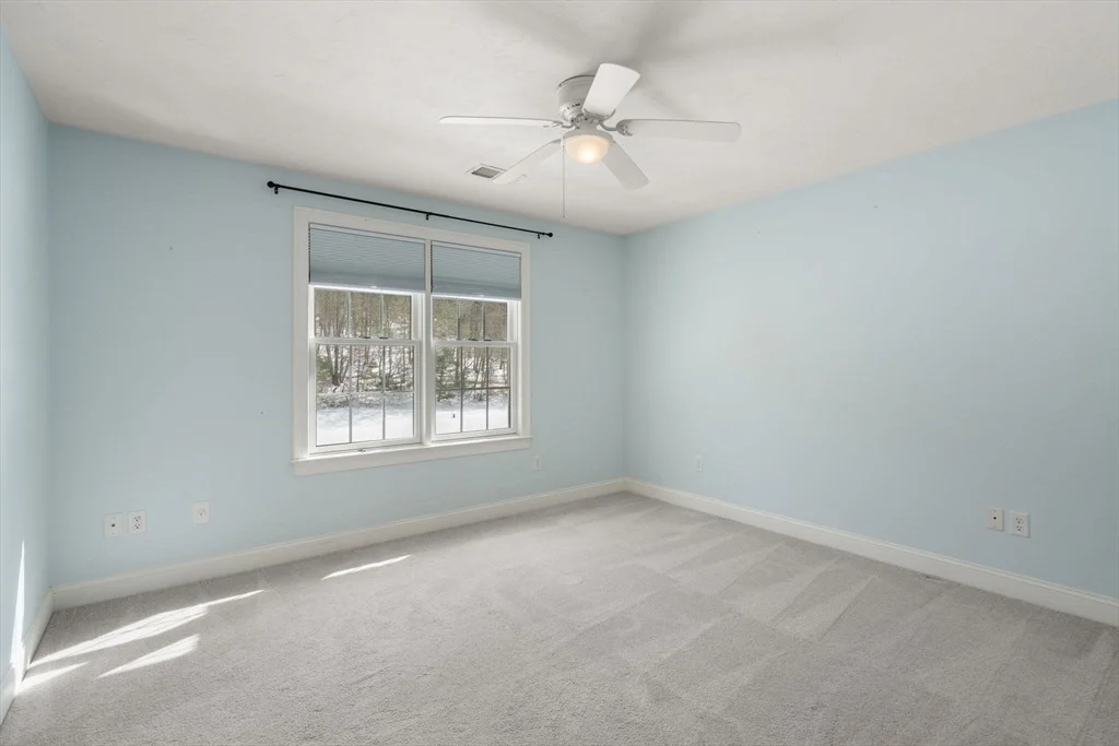 Photo of 17 Larkin Rd