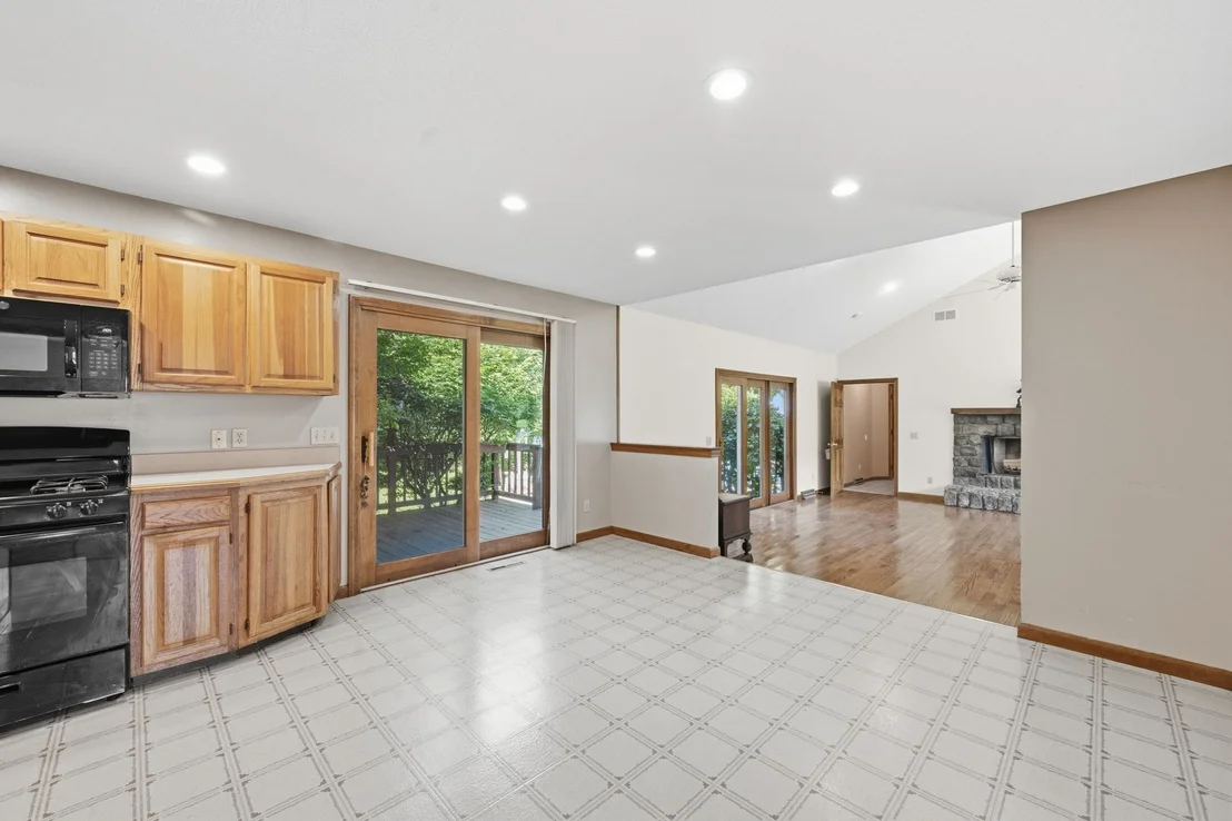 Photo of 22 Grassy Meadow Rd