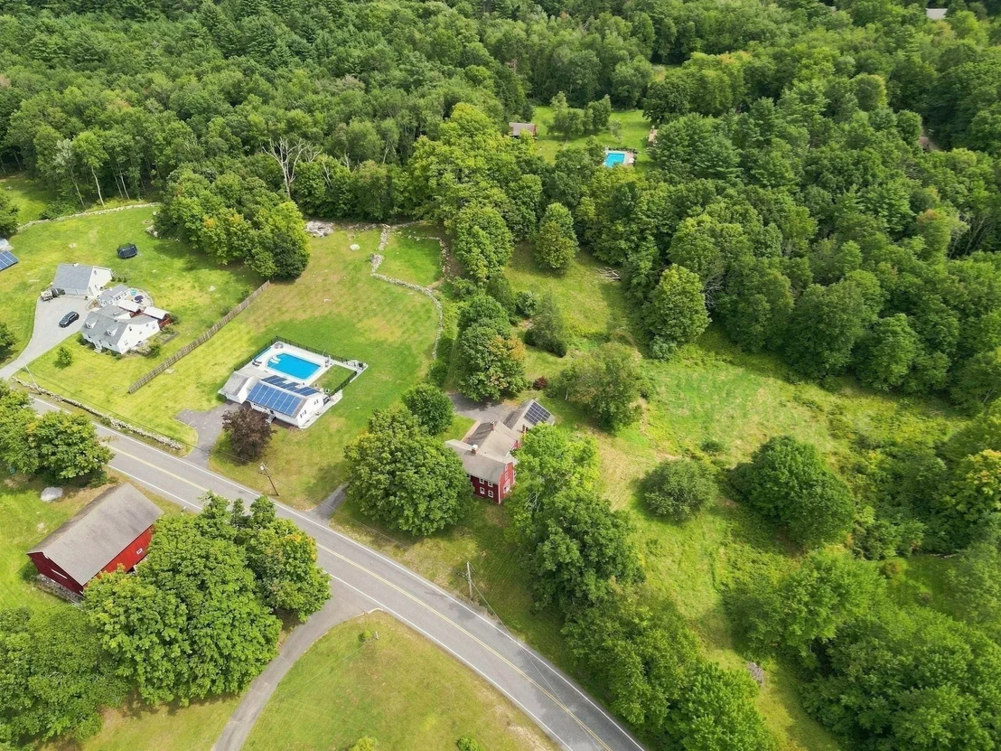 Photo of 180 Glendale Rd