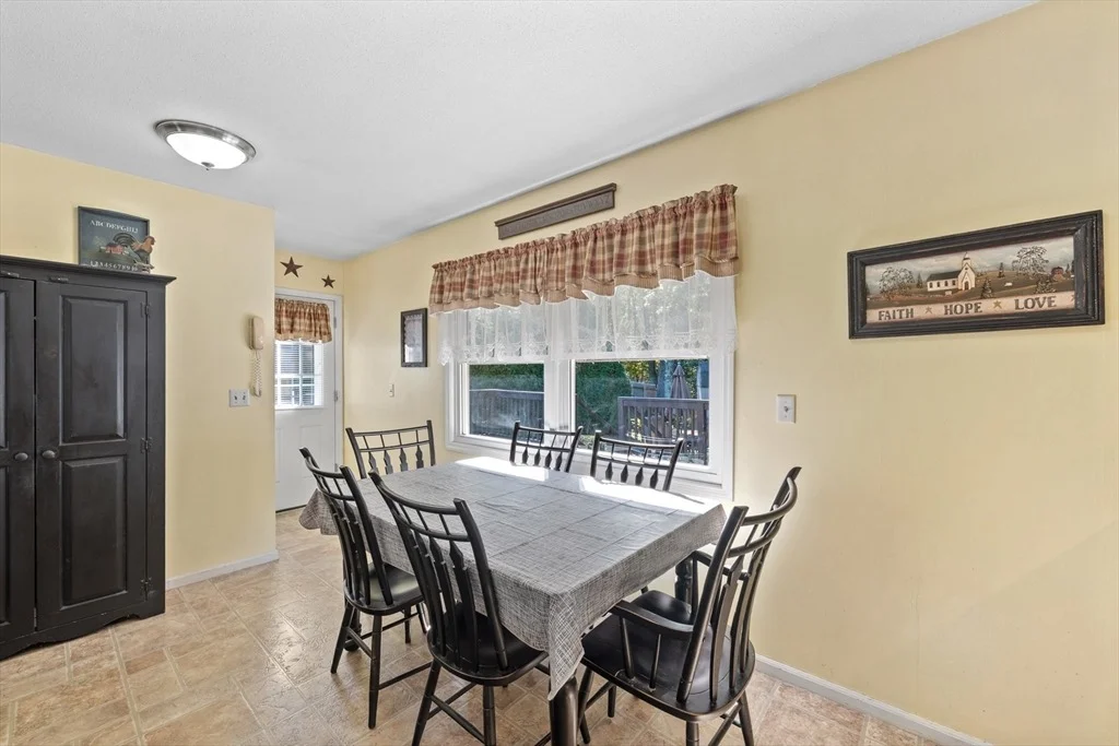 Photo of 6 Hingham Rd