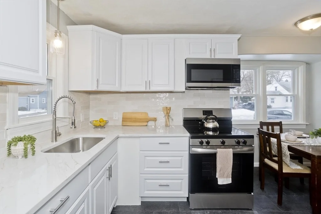Photo of 61 Saint Jacques Ave
