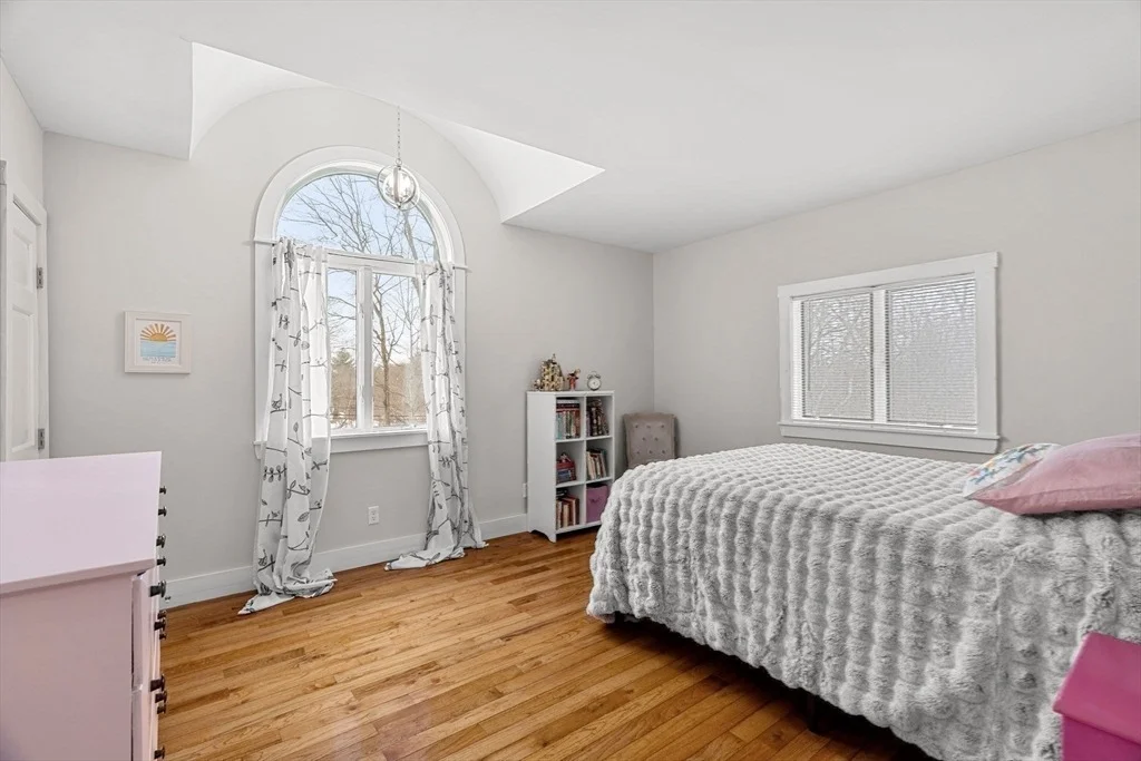 Photo of 30 Bear Hill Road