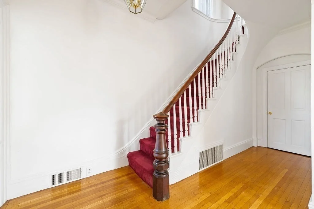Photo of 154 Warren Street