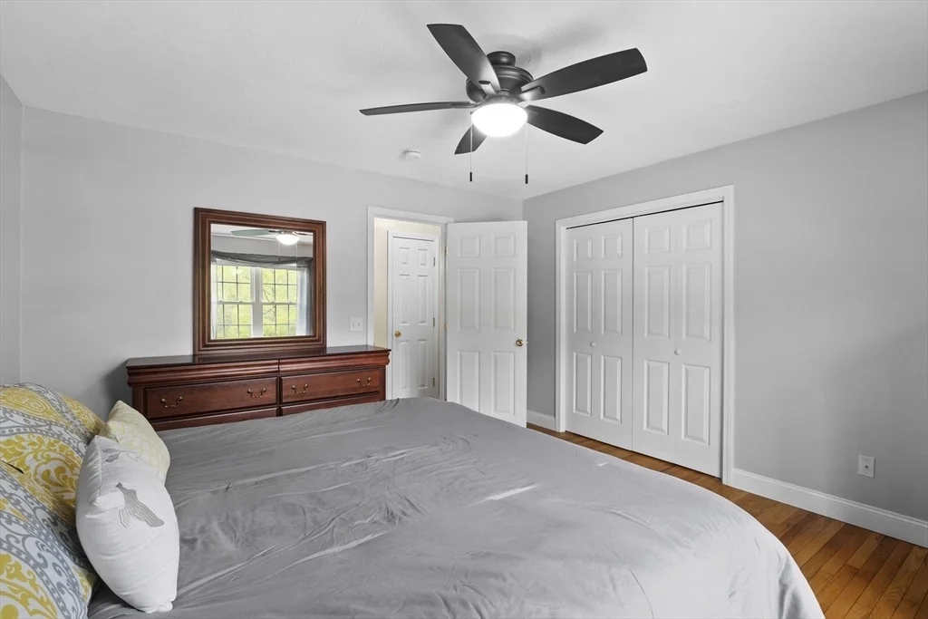 Photo of 352 Durfee St