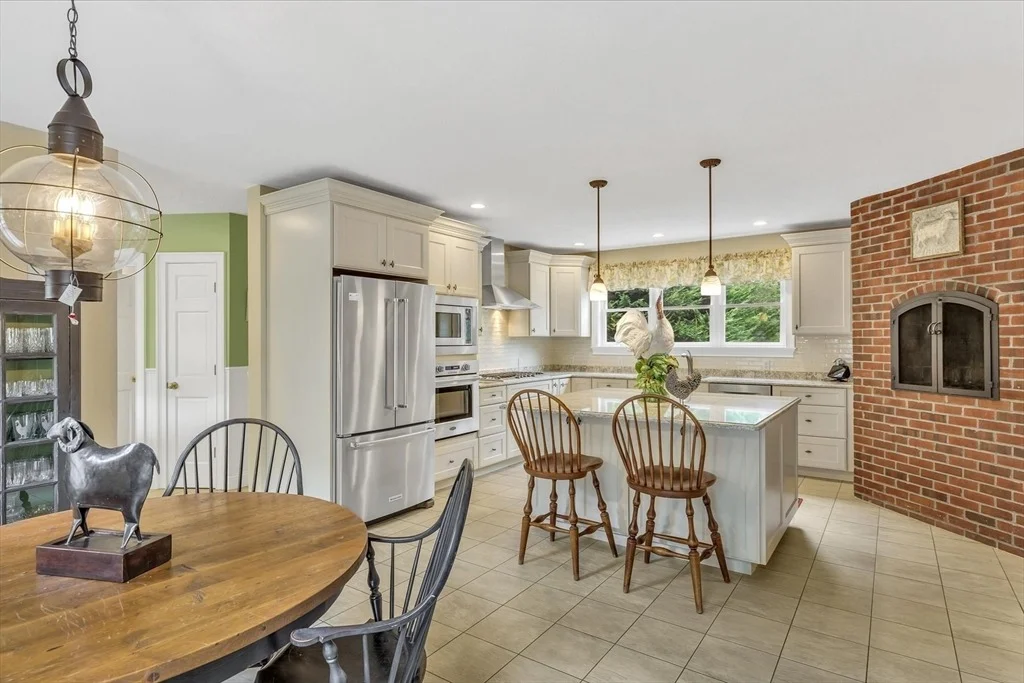 Photo of 663 Crowells Bog Road