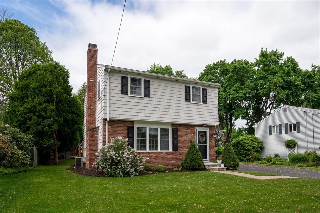Photo of 67 Greenleaf Cir
