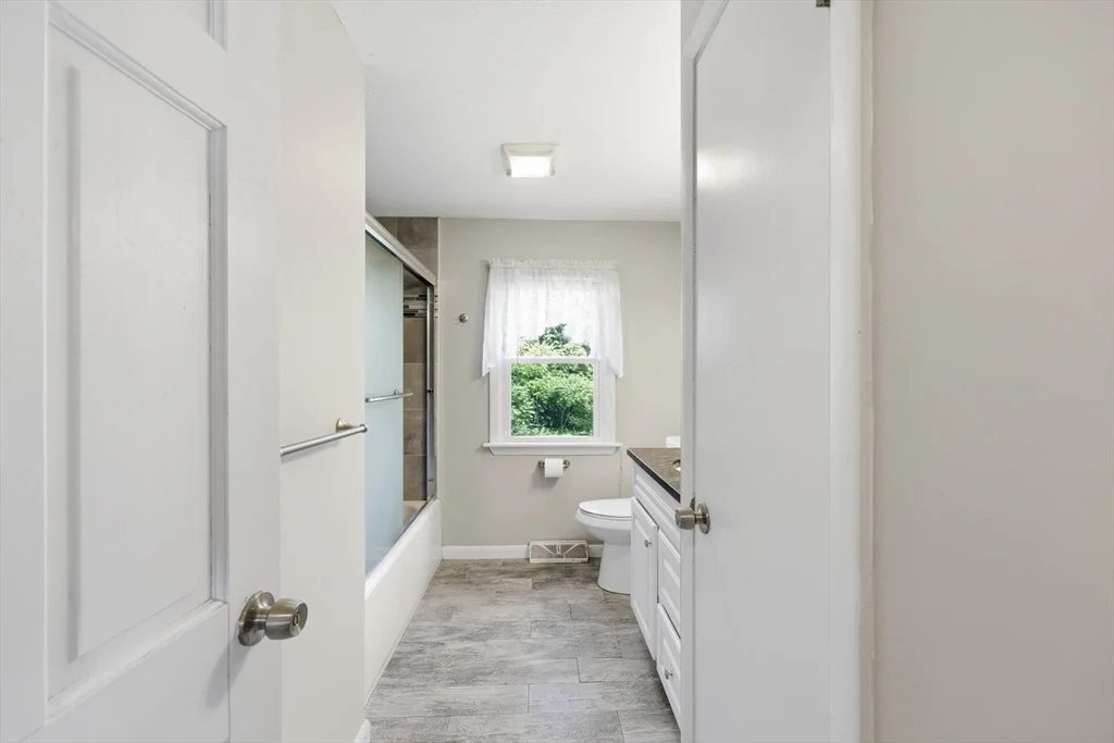 Photo of 86 Scarsdale Rd
