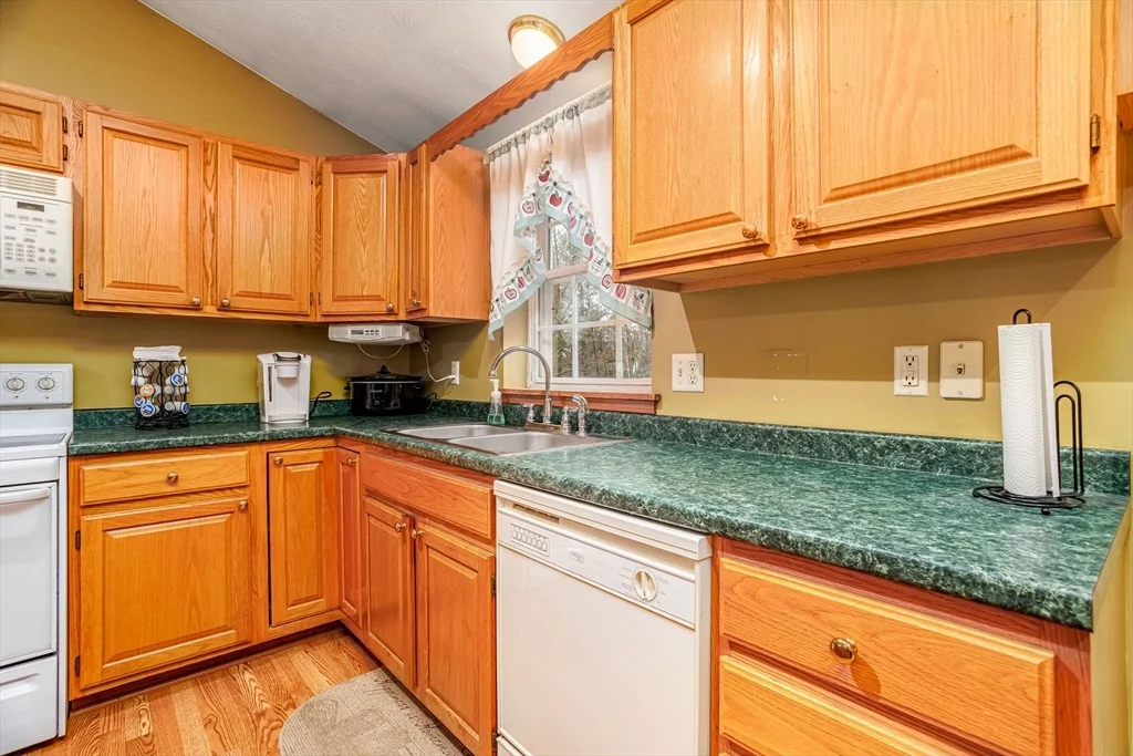 Photo of 250 Teel Rd