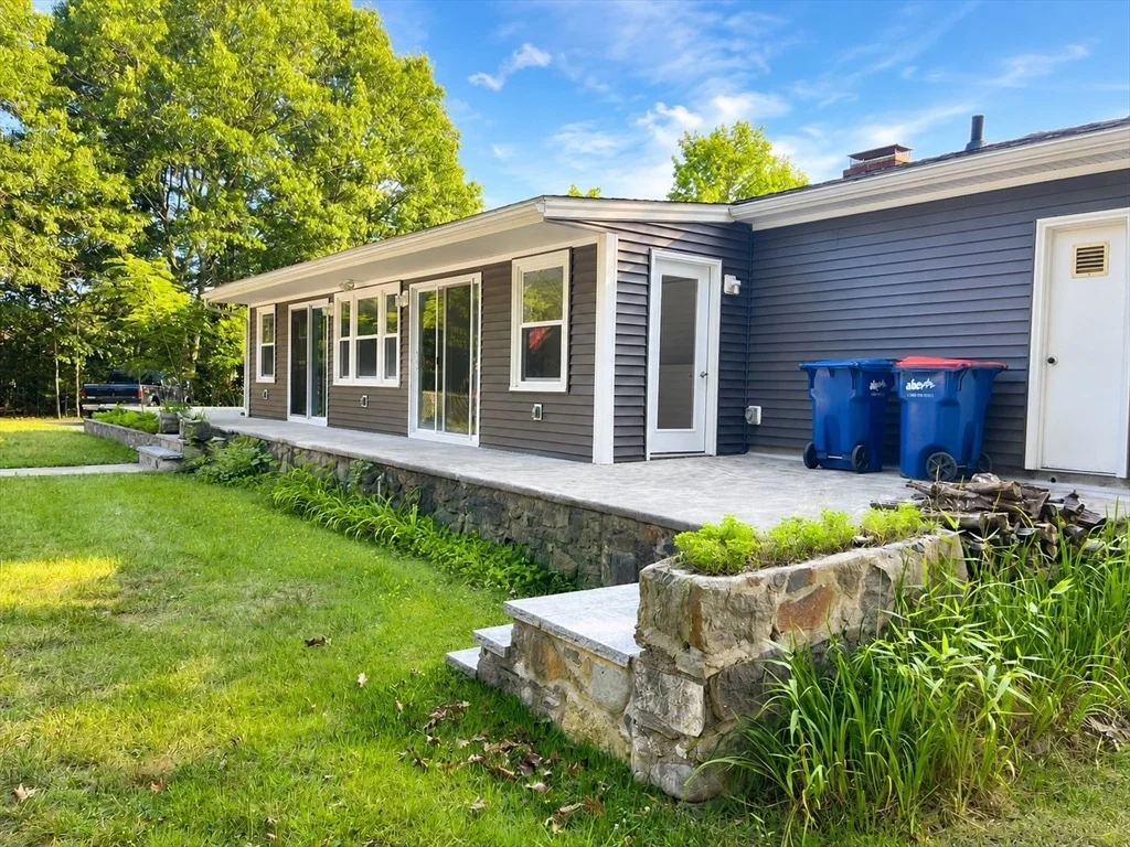 Photo of 490 Arcade Ave