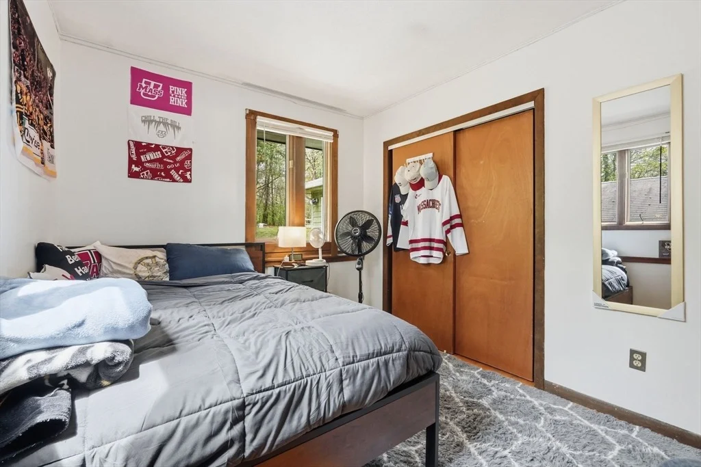 Photo of 390 State St