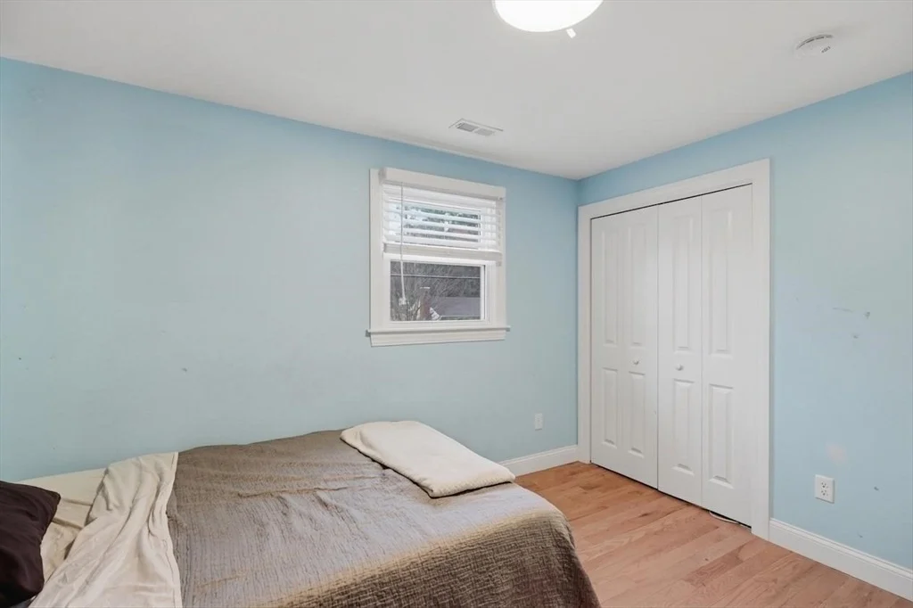 Photo of 8 Stoneybrook Drive