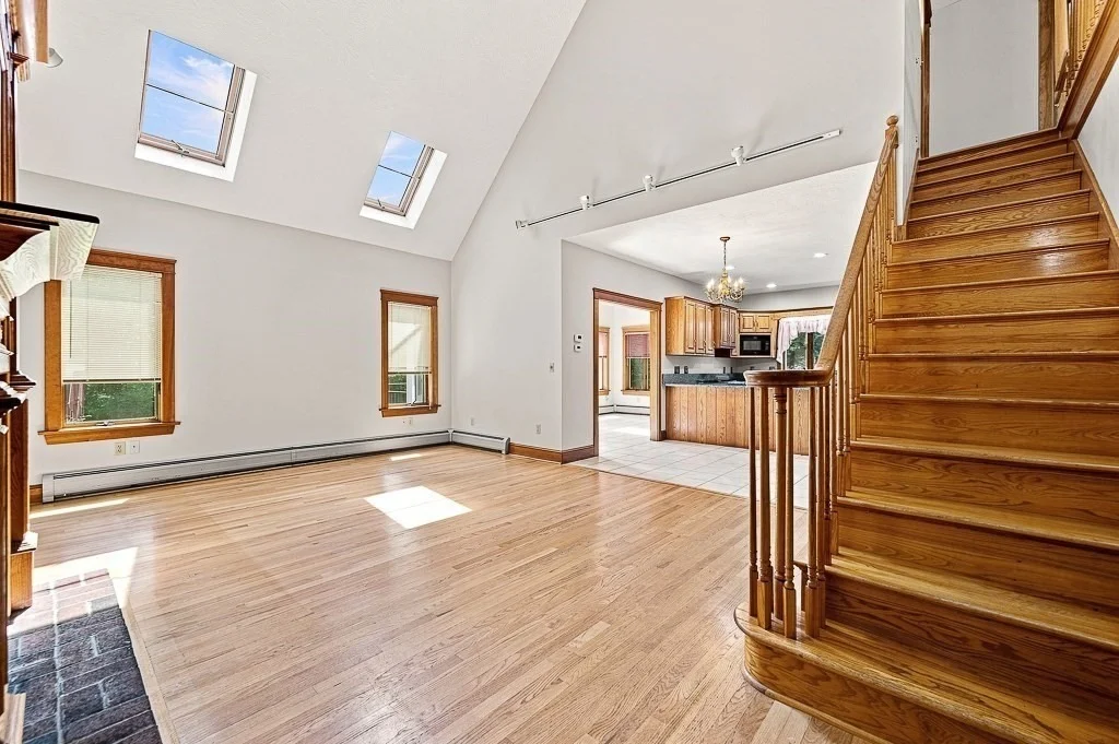 Photo of 176 Putnam Rd