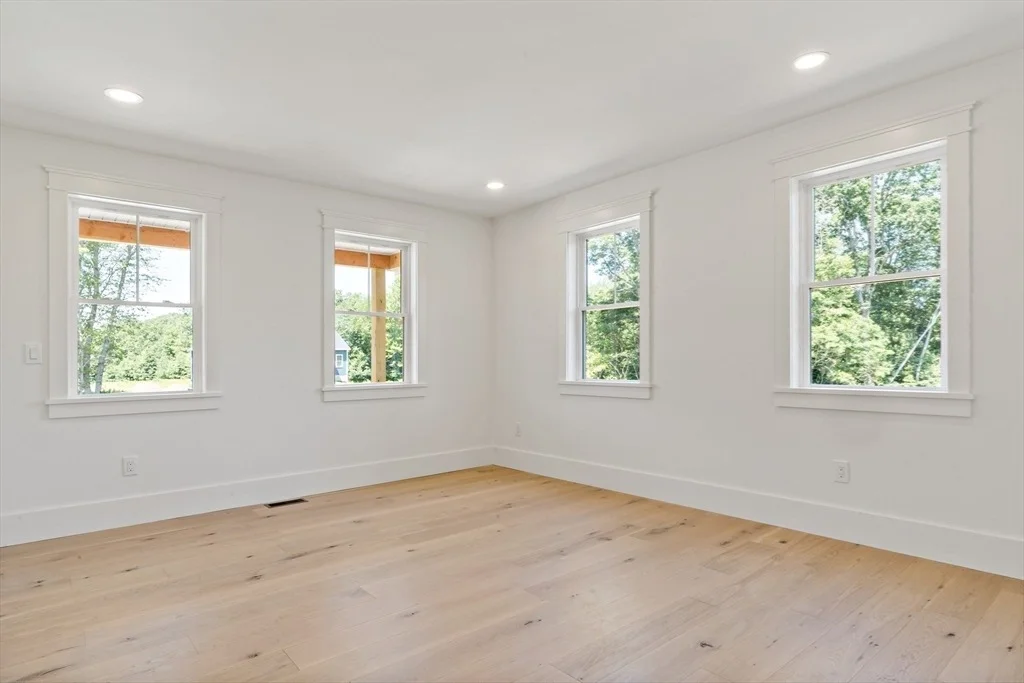 Photo of 15 Bucklin Drive