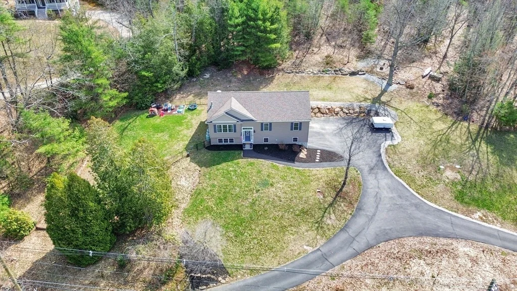 Photo of 301 Podunk Rd