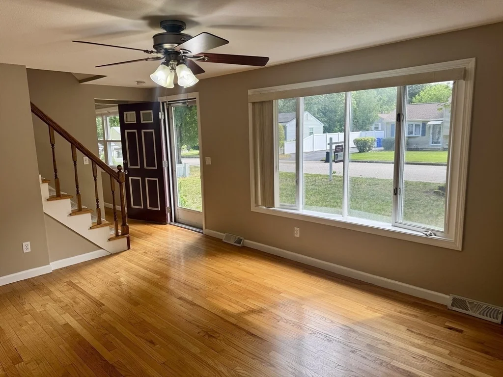 Photo of 20 Entrybrook Drive