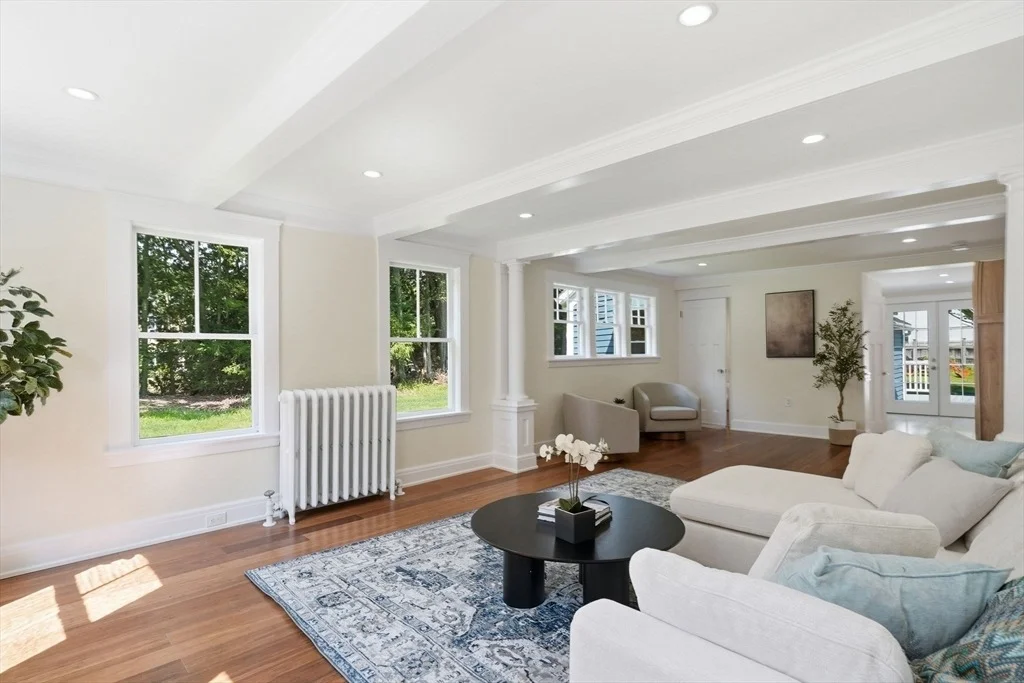 Photo of 8 Pemberton Rd