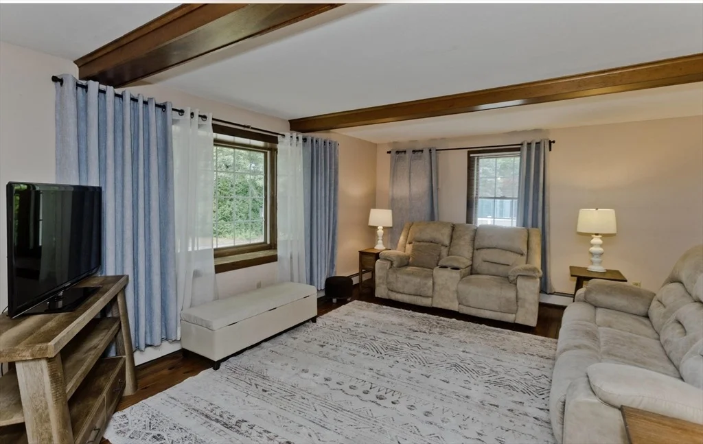 Photo of 4 Caroline Cir
