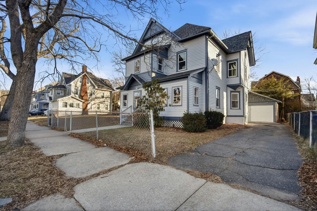 Photo of 106 Amherst St