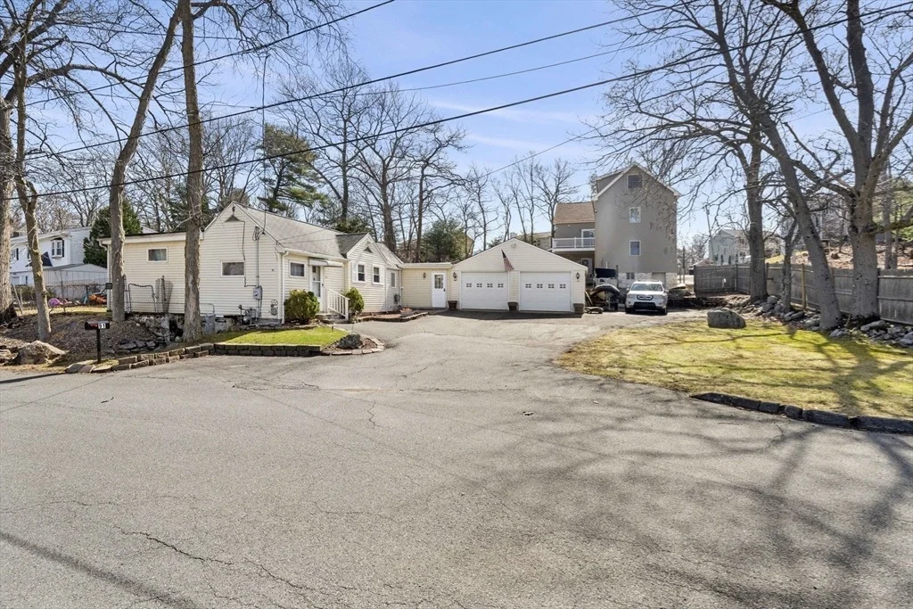 Photo of 91 Great Woods Road