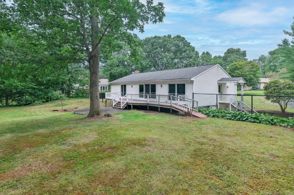 Photo of 100 Stony Brook Road