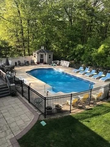 Photo of 130 Culloden Dr