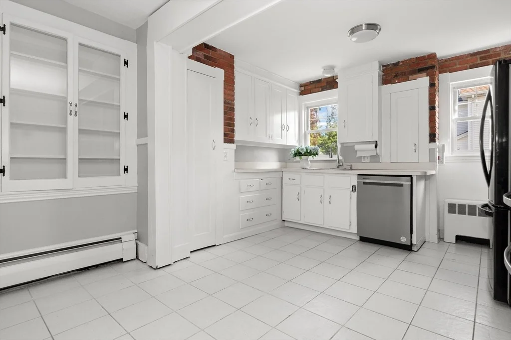 Photo of 18 Hardy St