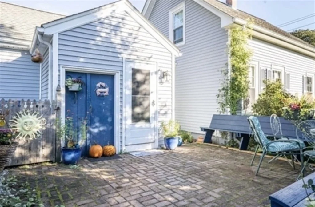 Photo of 100 Jerome St
