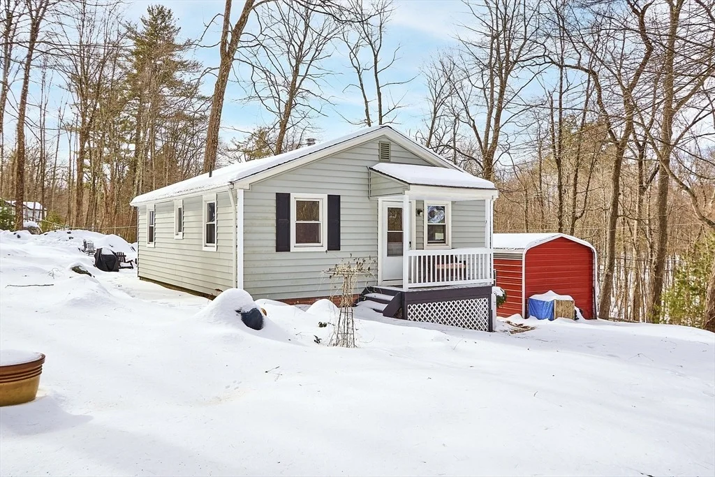 Photo of 72 Amherst Rd
