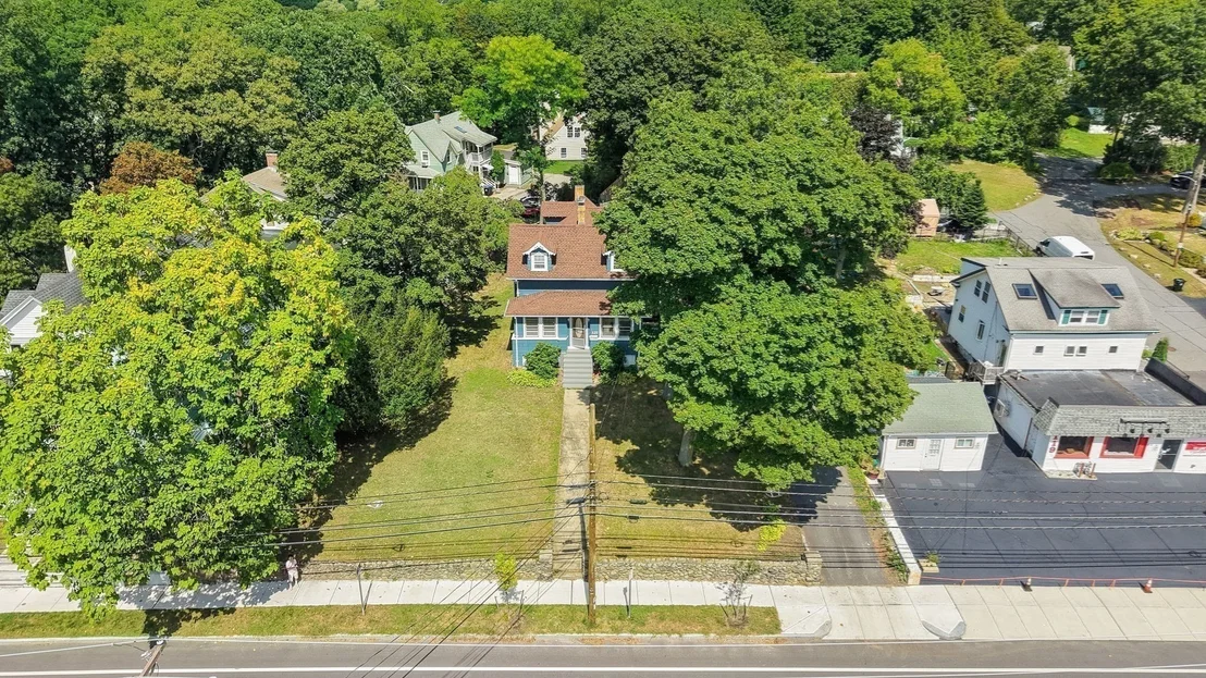 Photo of 121 Bridge St