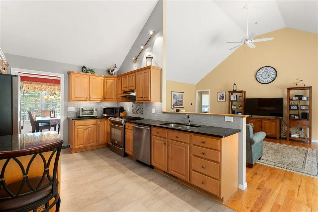 Photo of 75 Hillcrest Circle