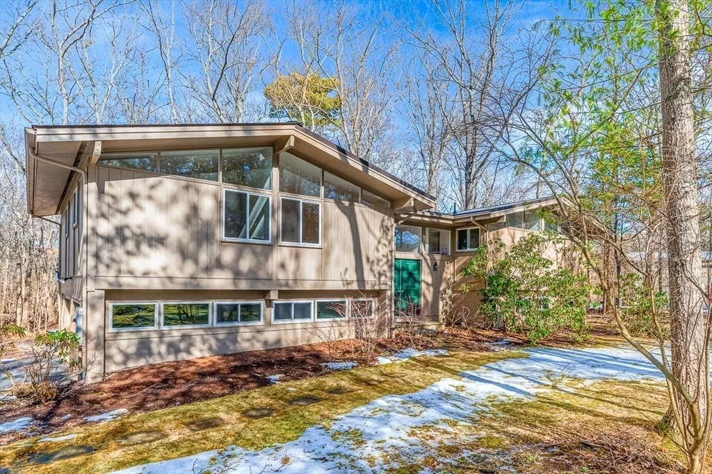 Photo of 32 Indian Ridge Rd