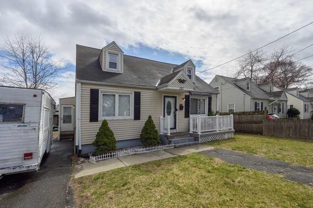 Photo of 321 Rosewell Street