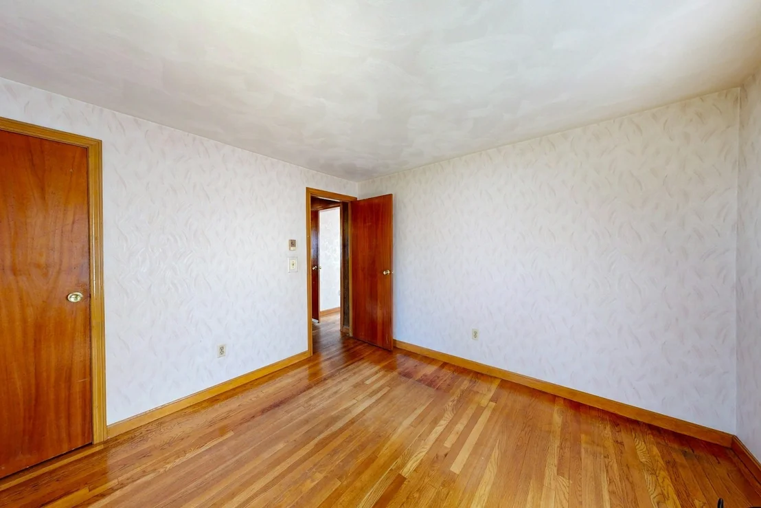 Photo of 20 Harvard St.