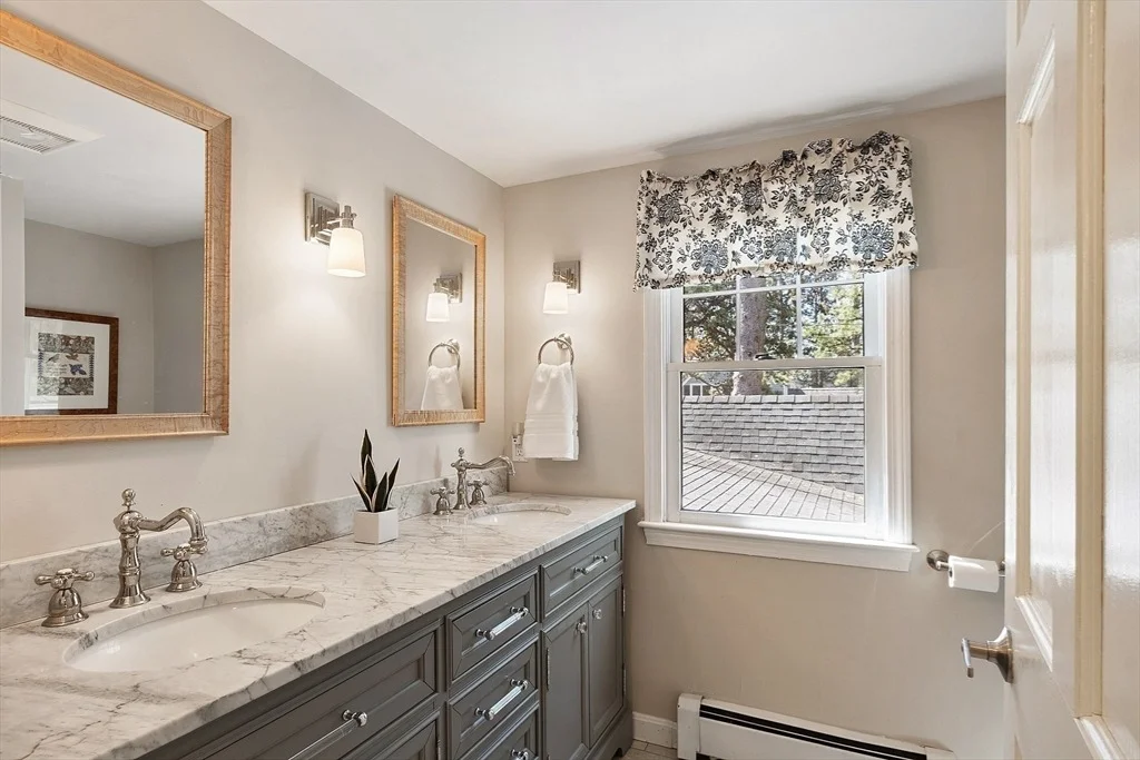Photo of 51 Chestnut St