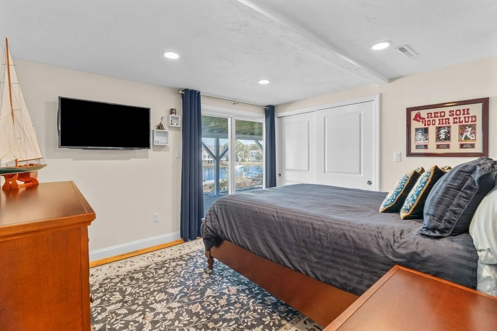 Photo of 160 Waterway