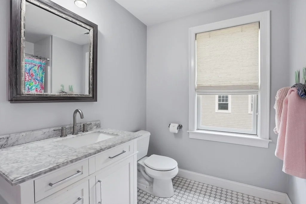 Photo of 7 Howe St
