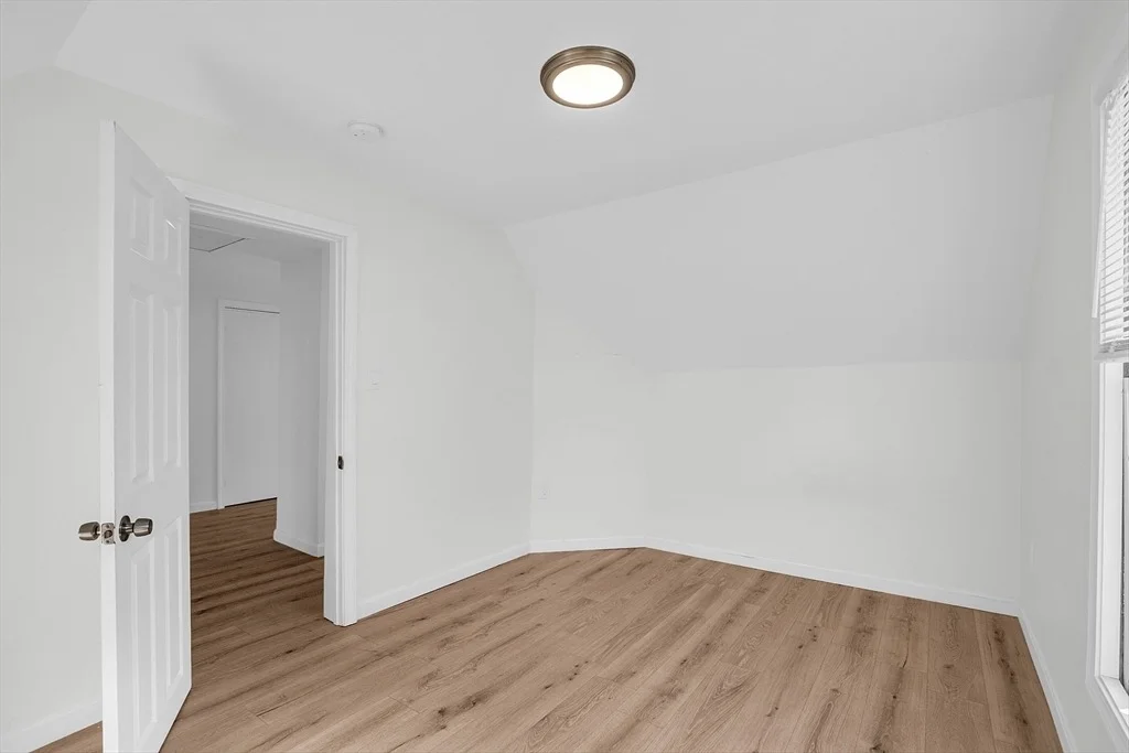 Photo of 16 Walnut Terr