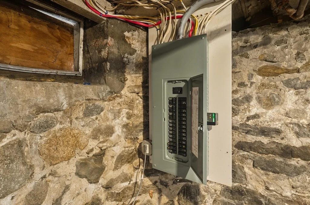 Photo of 10 Mission Pl