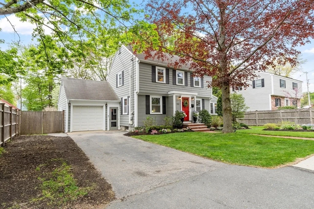Photo of 152 Oak Street