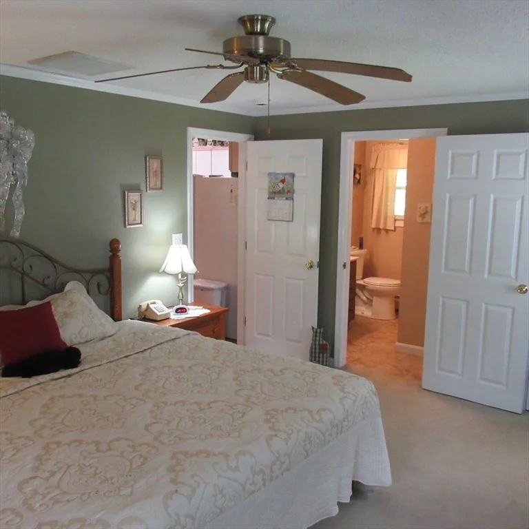 Photo of 82 Fox Ave